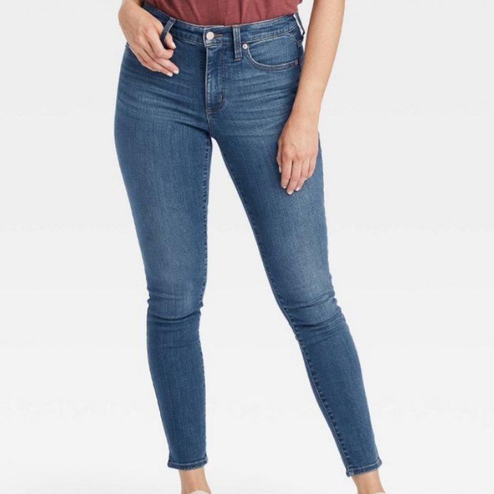 Universal Threads High Rise Skinny Jeans Dark Blue [SIZE 14]